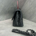 CHANEL Coco Handle Black Gold Lizard Skin Gold Hardware Tote Bag Red Lizard Handle Crossbody Bag 23 Series
