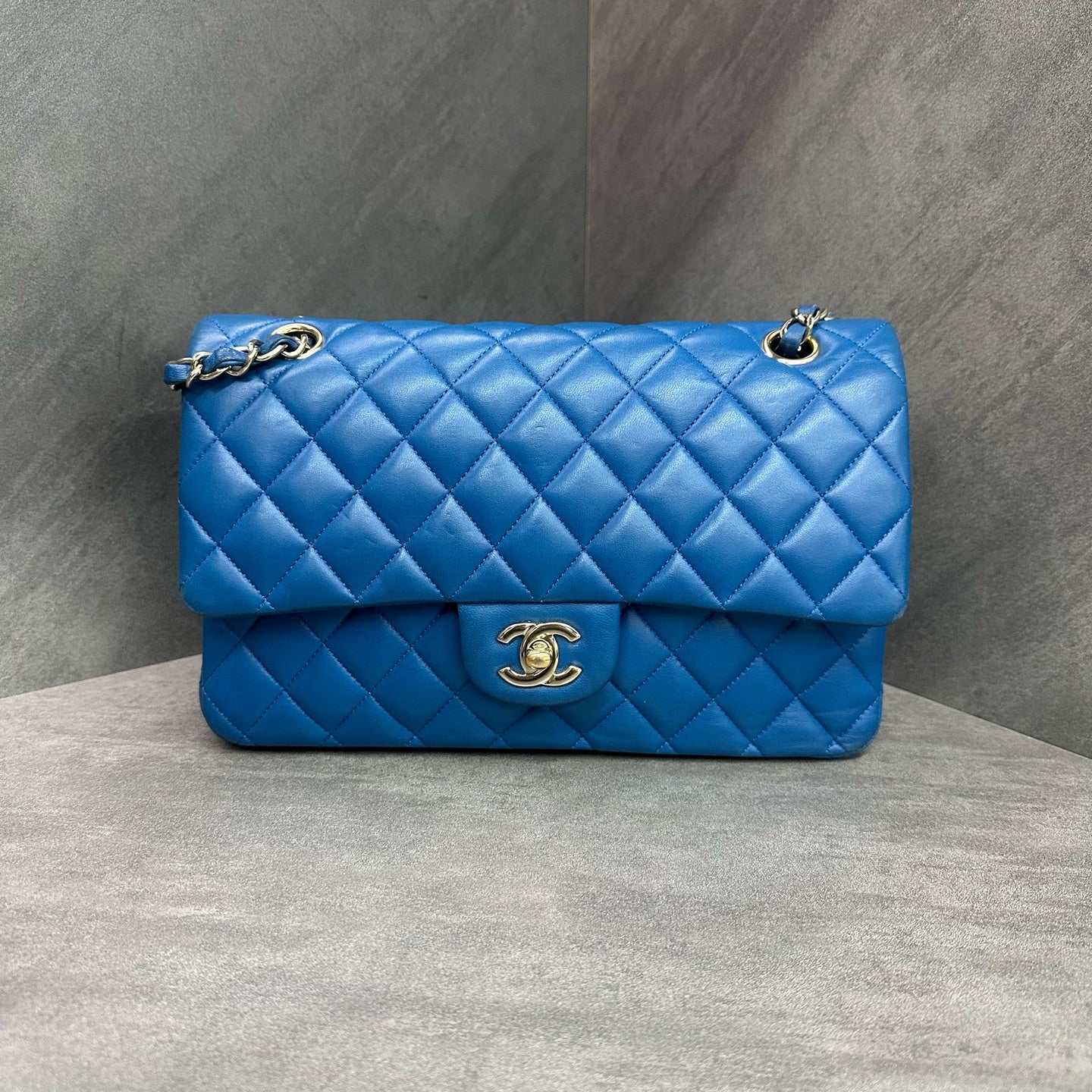 Chanel cf medium size blue gold sheepskin 24-open type three-dimensional original color