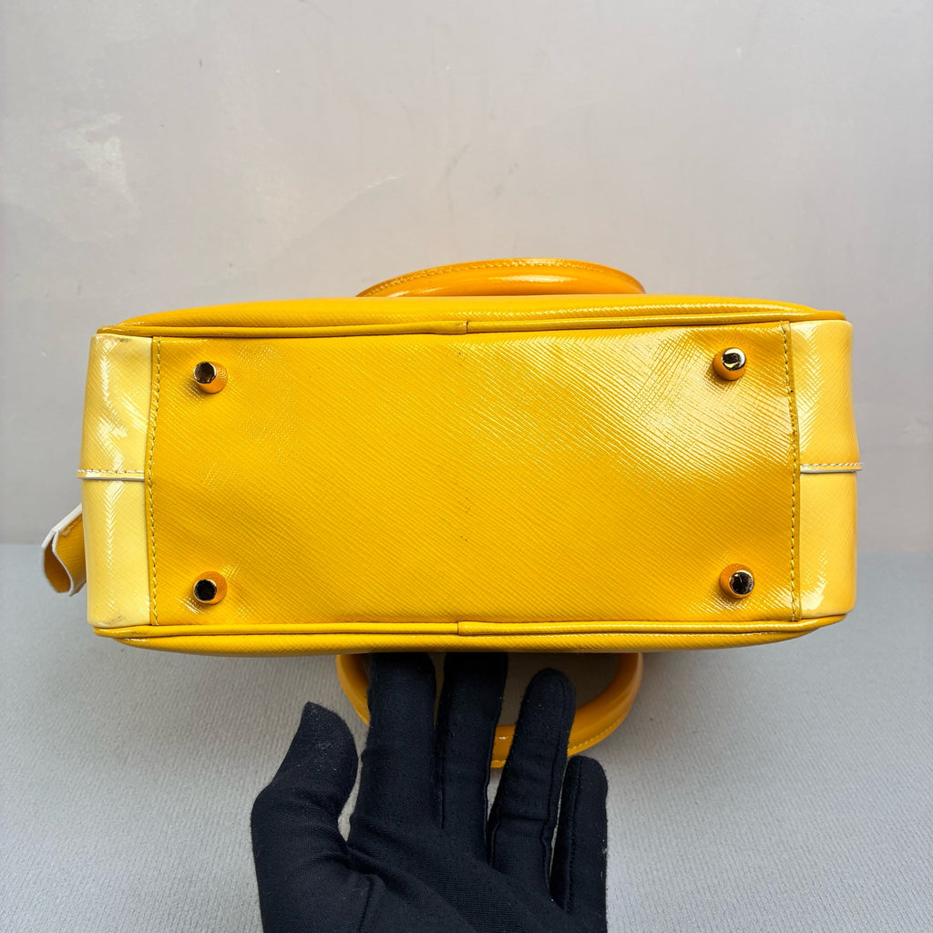 Prada Yellow Handbag Crossbody Box Bag 98% New Size 23*21