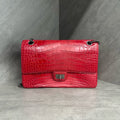 Chanel 2.55 series large crocodile hand-held shoulder bag, dimensions 31*20*9, retail price 348000!