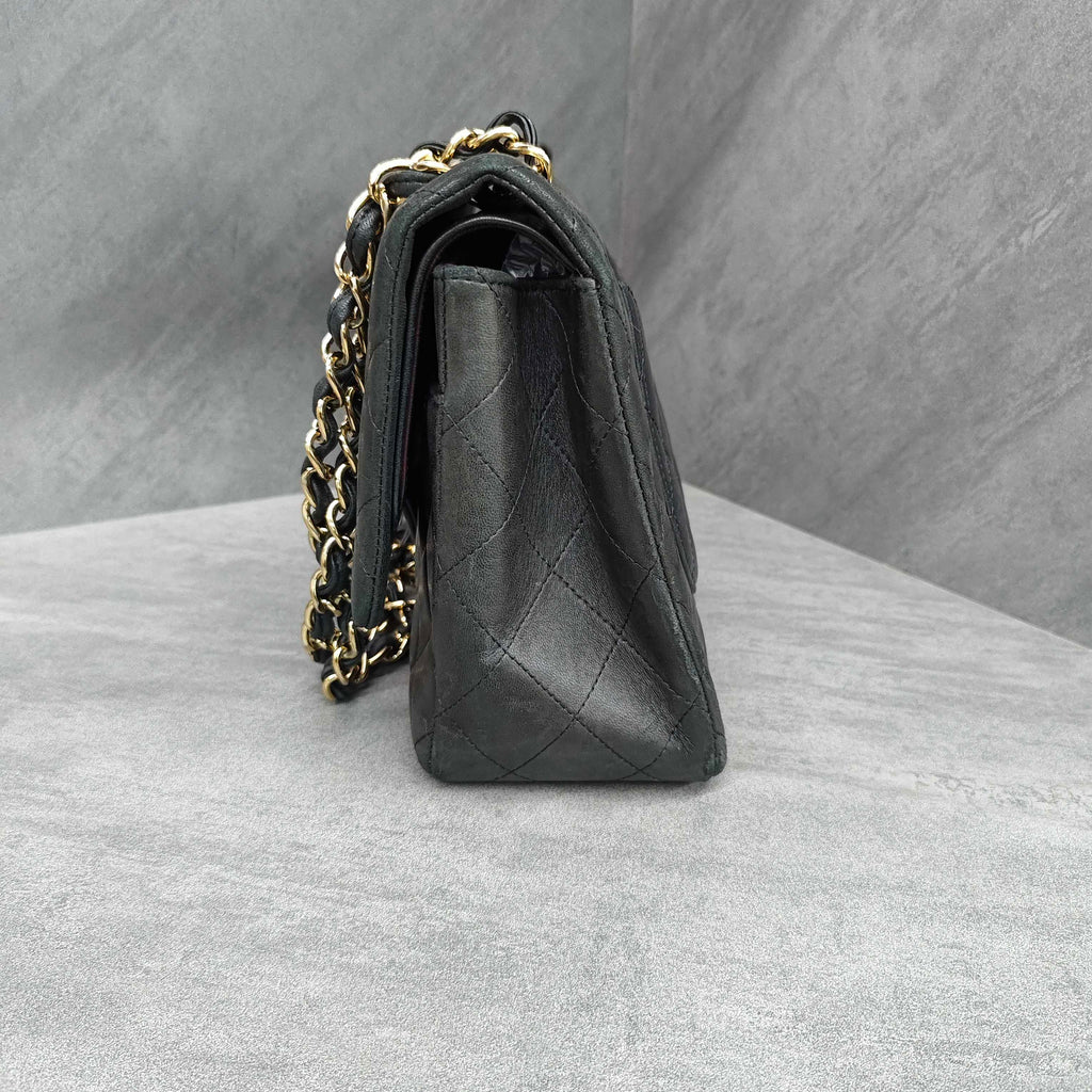 Chanel CF Jumbo Black Gold Lambskin Chain Bag 15 Opening