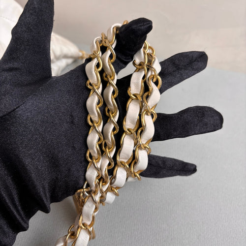 98 New CHANEL 22Bag Drawstring Closure Extra Large Capacity Chain Bag with Coin Chip Size: 30 x 30