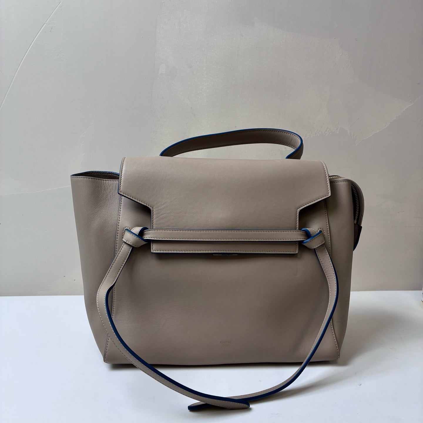 Celine Belt Series Catfish Bag, milk white lychee grain cowhide, large size 29*21cm.
