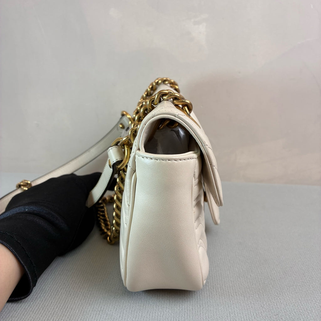Gucci/Gucci 97 New Gucci Marmont Platinum 22 Chain Bag Size 20*14