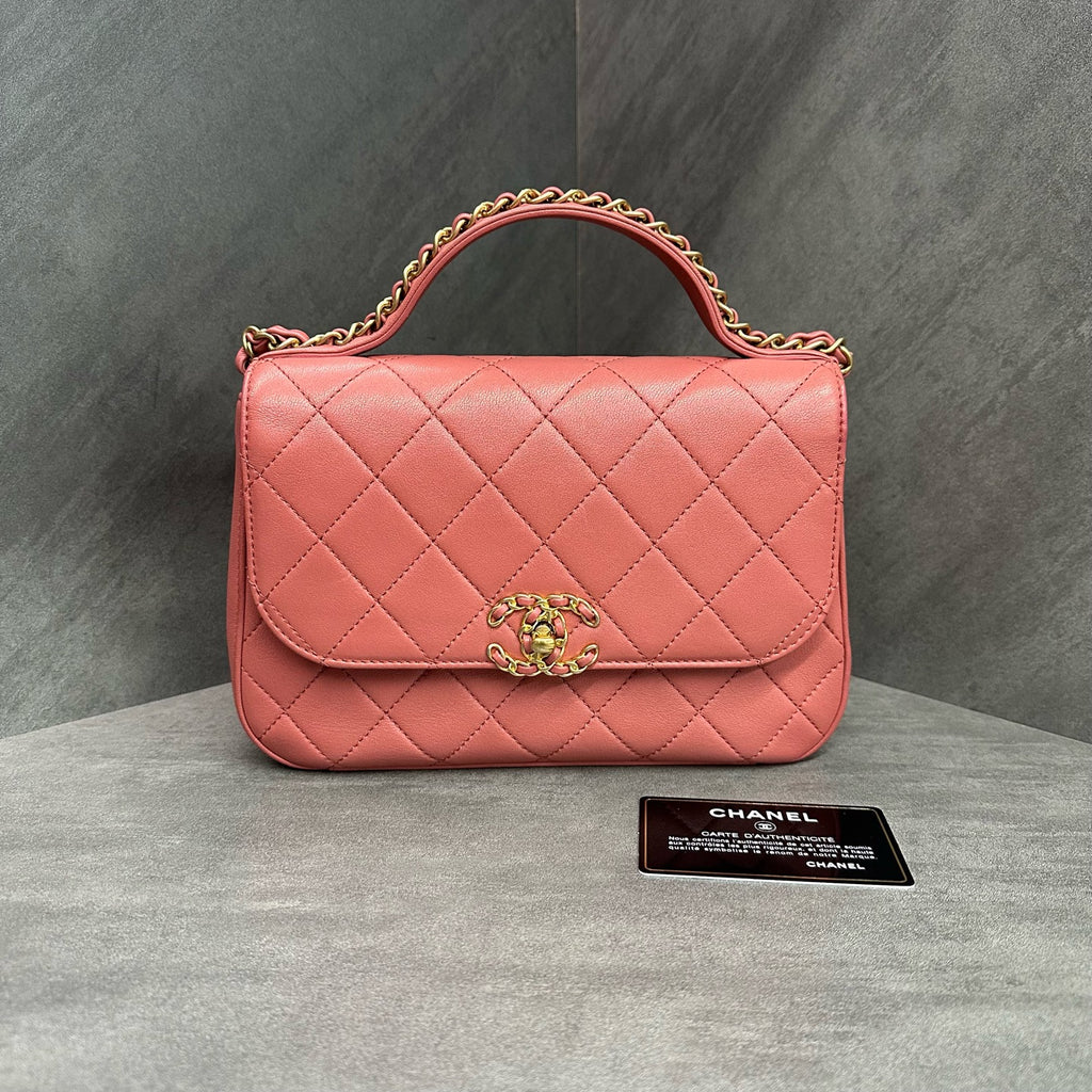 Chanel 19 Bag Red with Gold Hardware Leather Messenger Bag 28cm with Card Structured Shape Clean Interior (Consignment)