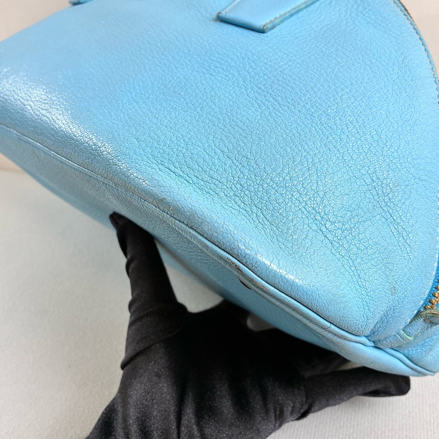 Miu Miu 95% new blue all-leather shell bag bowling bag size 39*21
