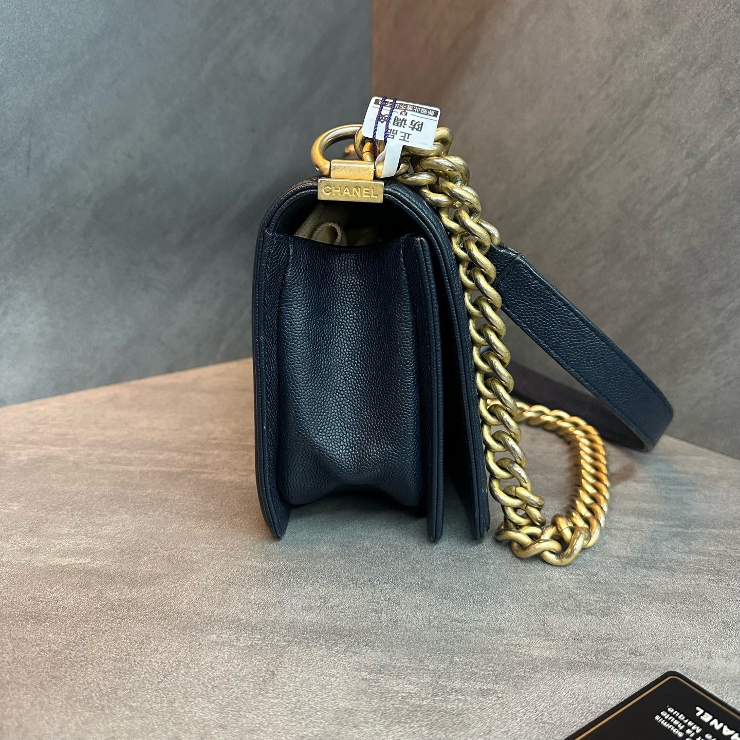 Chanel Le Boy medium size, dark blue lizard-grain cowhide, 25-series with certificate, original condition