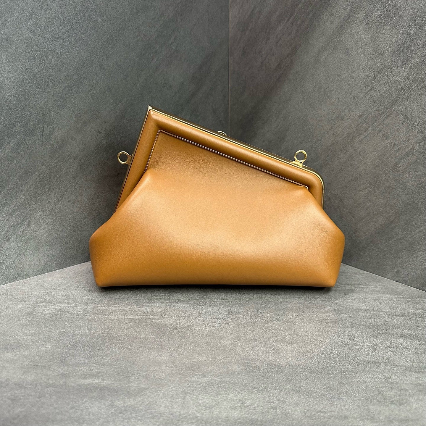 Fendi First F-shaped buckle lambskin clutch bag Caramel cloud bag crossbody bag