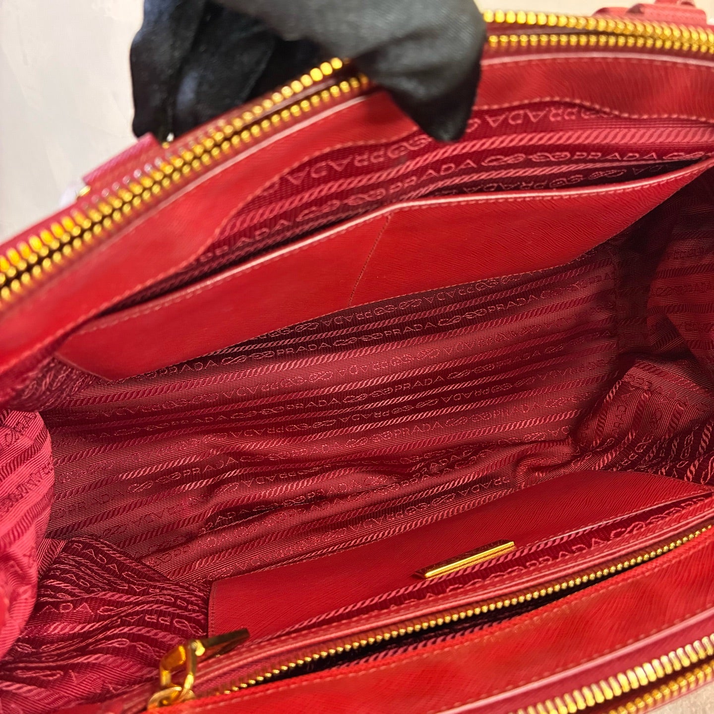 Prada/Prada Rose Pink Saffiano Leather Killer Bag Classic Saffiano Leather, Size: 35✖️26㎝, Gold Hardware