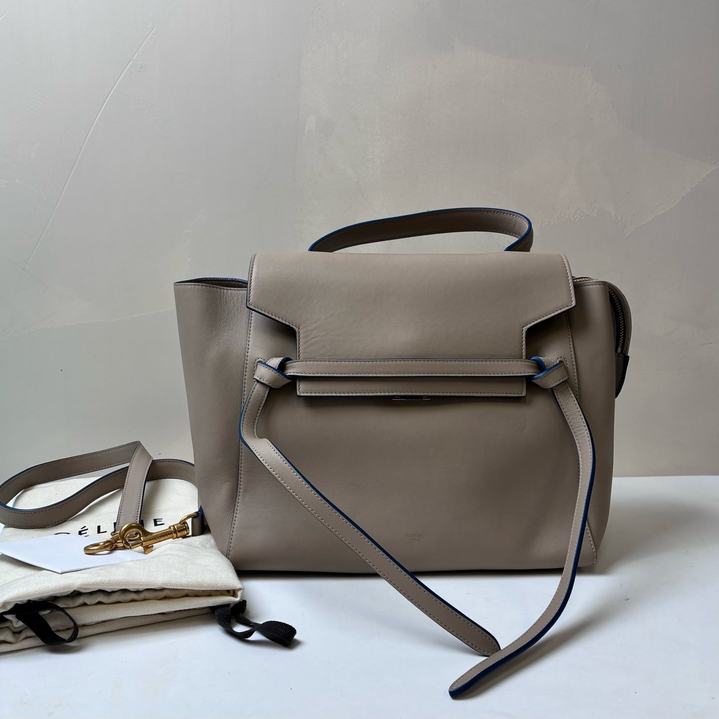 Celine Belt Series Catfish Bag, milk white lychee grain cowhide, large size 29*21cm.