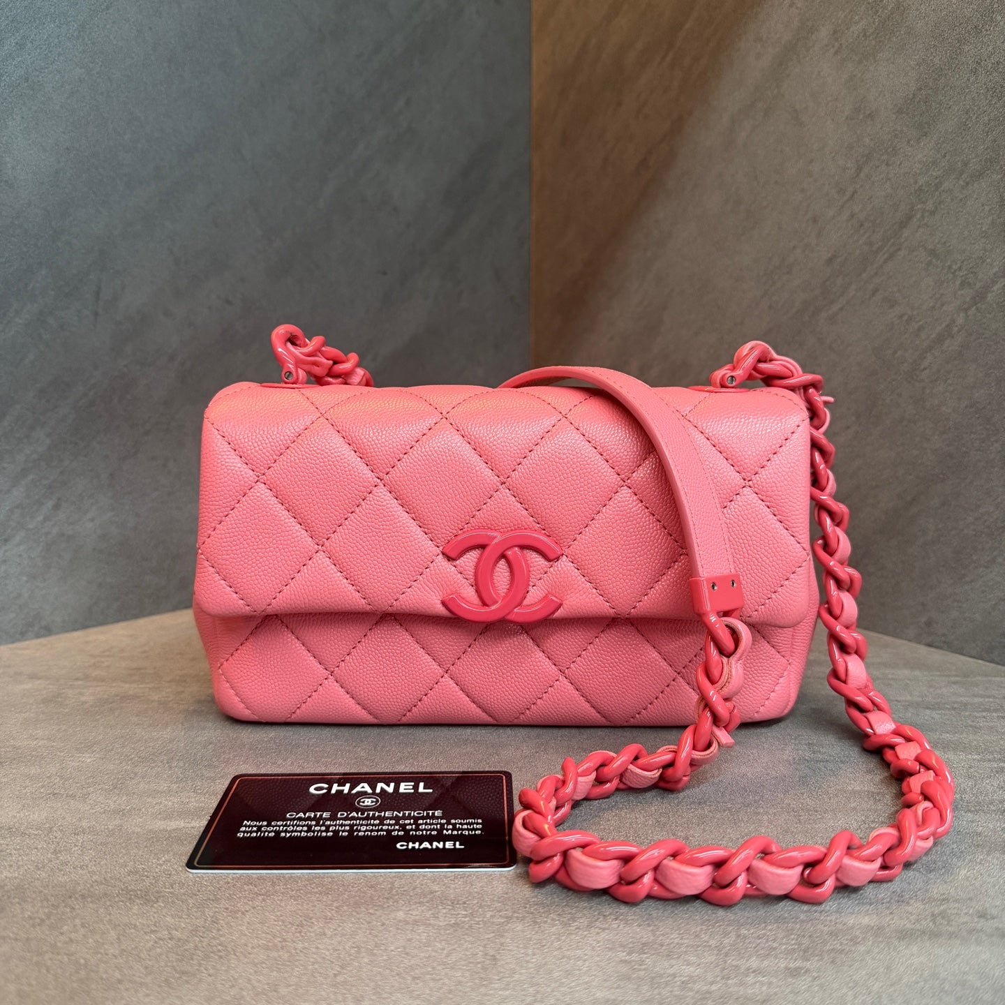 CHANEL 21C Large Mini, Coral Red Lizard-embossed Calfskin, 30-series with authenticity card, original condition
