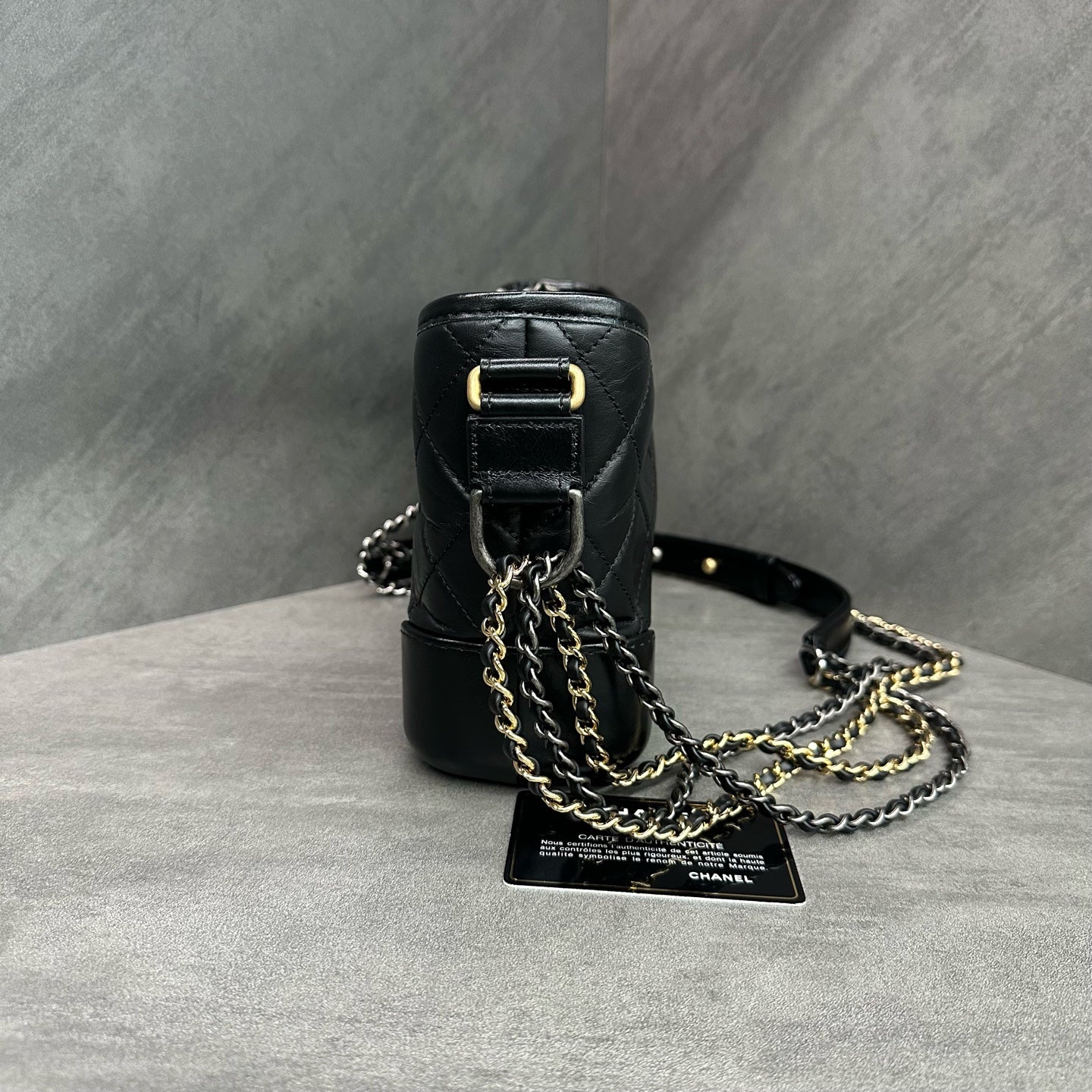 CHANEL black gold cowhide small size 24-carat card case with a clean inner lining