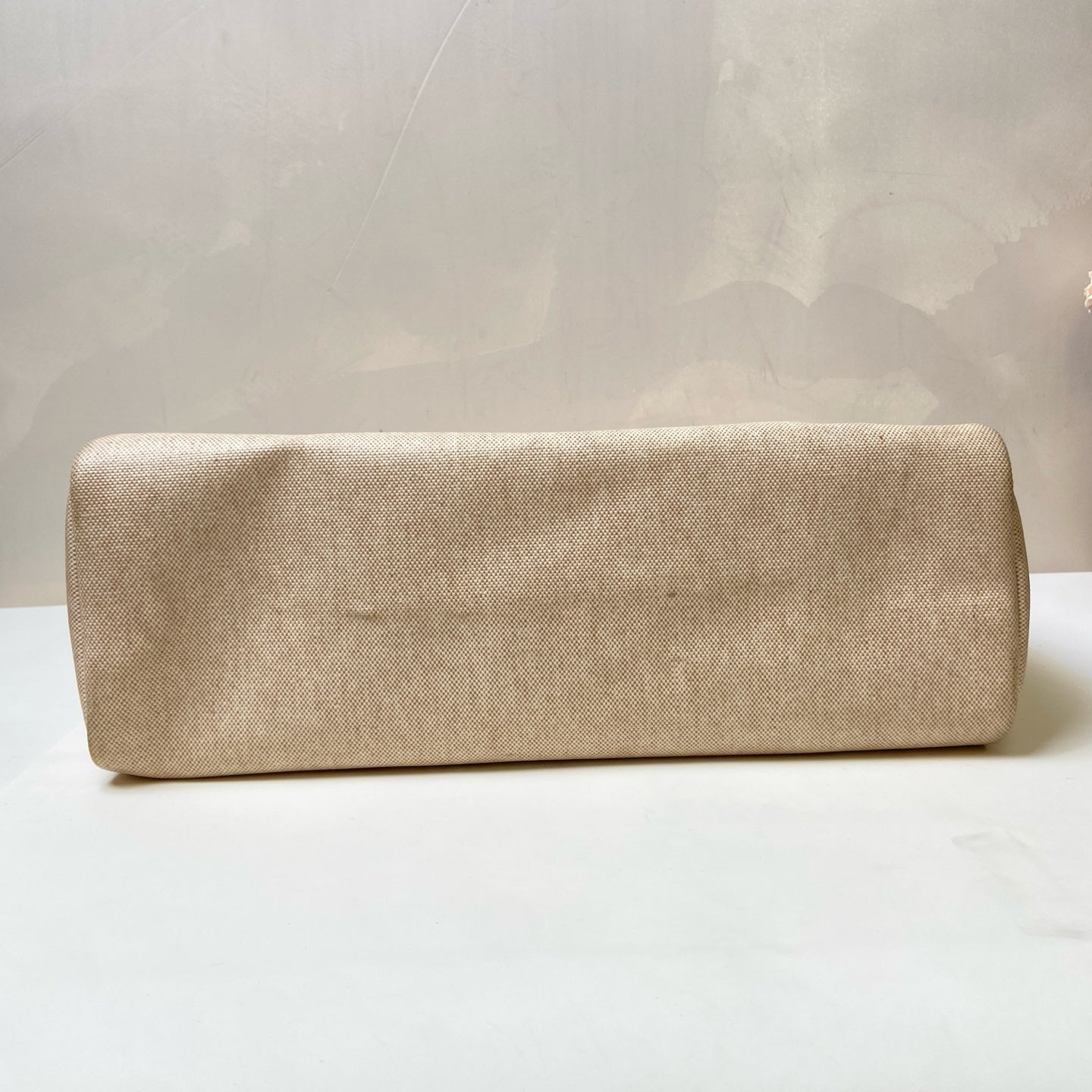 Hermès Herbag39 Replacement Bags are available in six options.