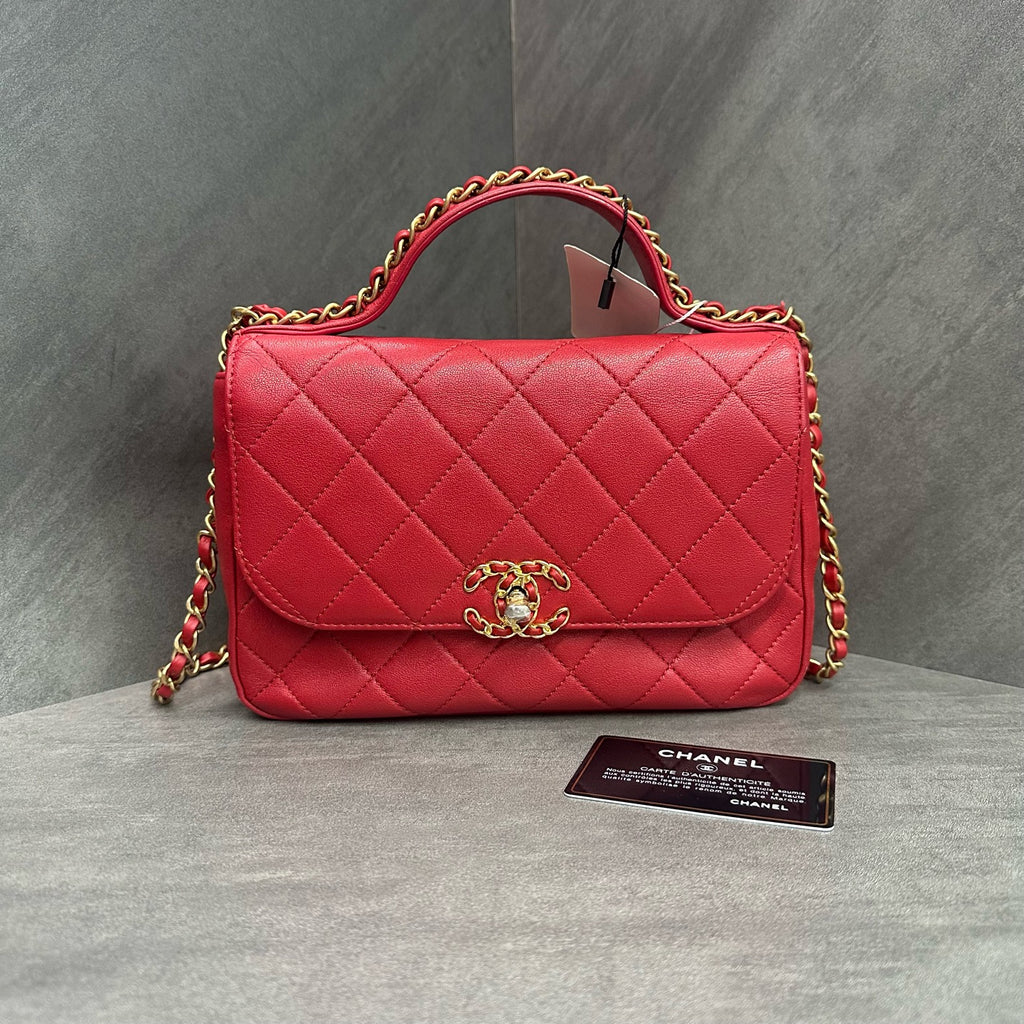 Chanel 19bag Red Gold-tone Calfskin Messenger Bag, structured silhouette, clean interior, 28 serial with authenticity card, in stock.