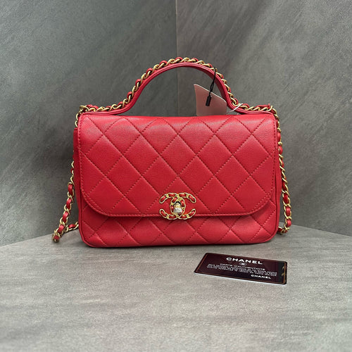 Chanel 19bag Red Gold-tone Calfskin Messenger Bag, structured silhouette, clean interior, 28 serial with authenticity card, in stock.