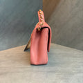 Chanel 19bag Pink gold buckle cowhide messenger bag, three-dimensional inside clean, 28 opening with a strap card