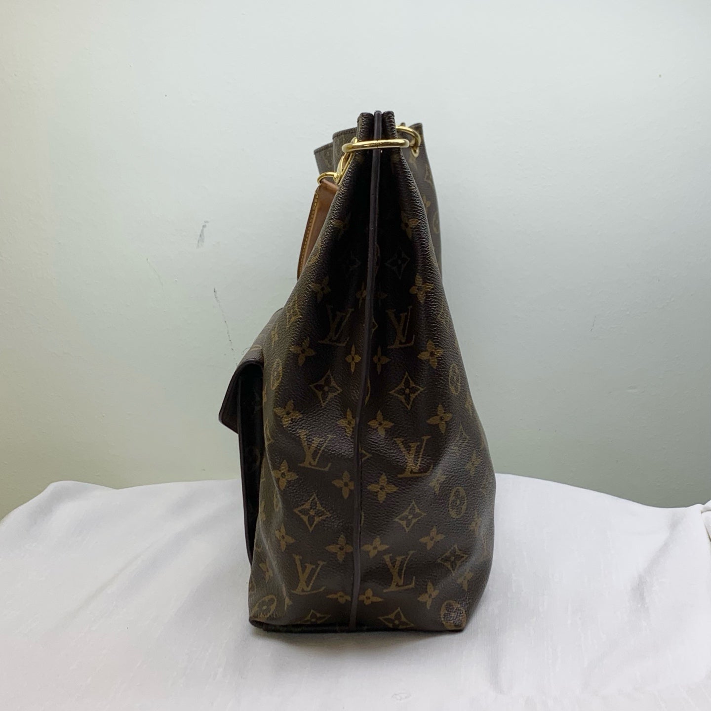 LV/Louis Vuitton Classic Monogram Hobo Tote Bag Same Model as HyunA 99% New Size 32x13x36