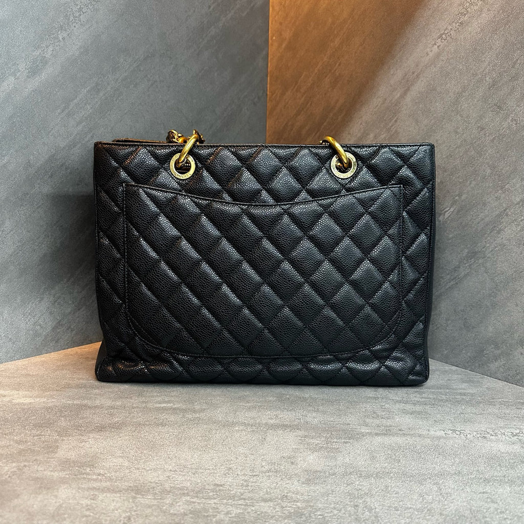 Chanel gst lychee cowhide black Gold 17K