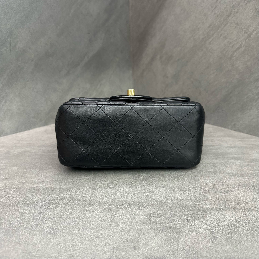 Chanel Fang Fattie Black gold sheepskin chain bag, 23 opening type, three-dimensional and clean inside