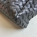 BV/Bottega Veneta 99% new woven black briefcase size 39*27