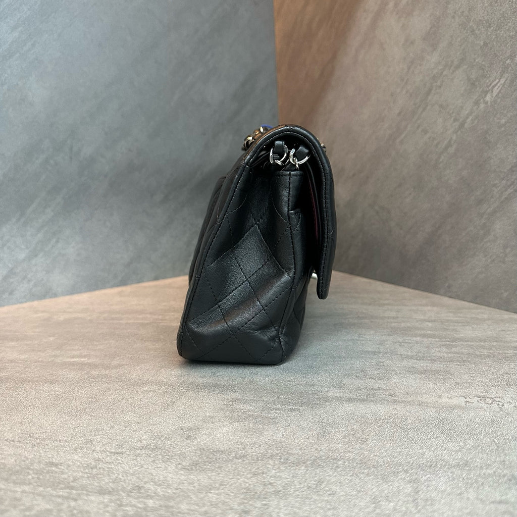 Chanel cf medium-sized black and silver sheepskin chain bag, 19 kai, cardless, three-dimensional, clean inside
