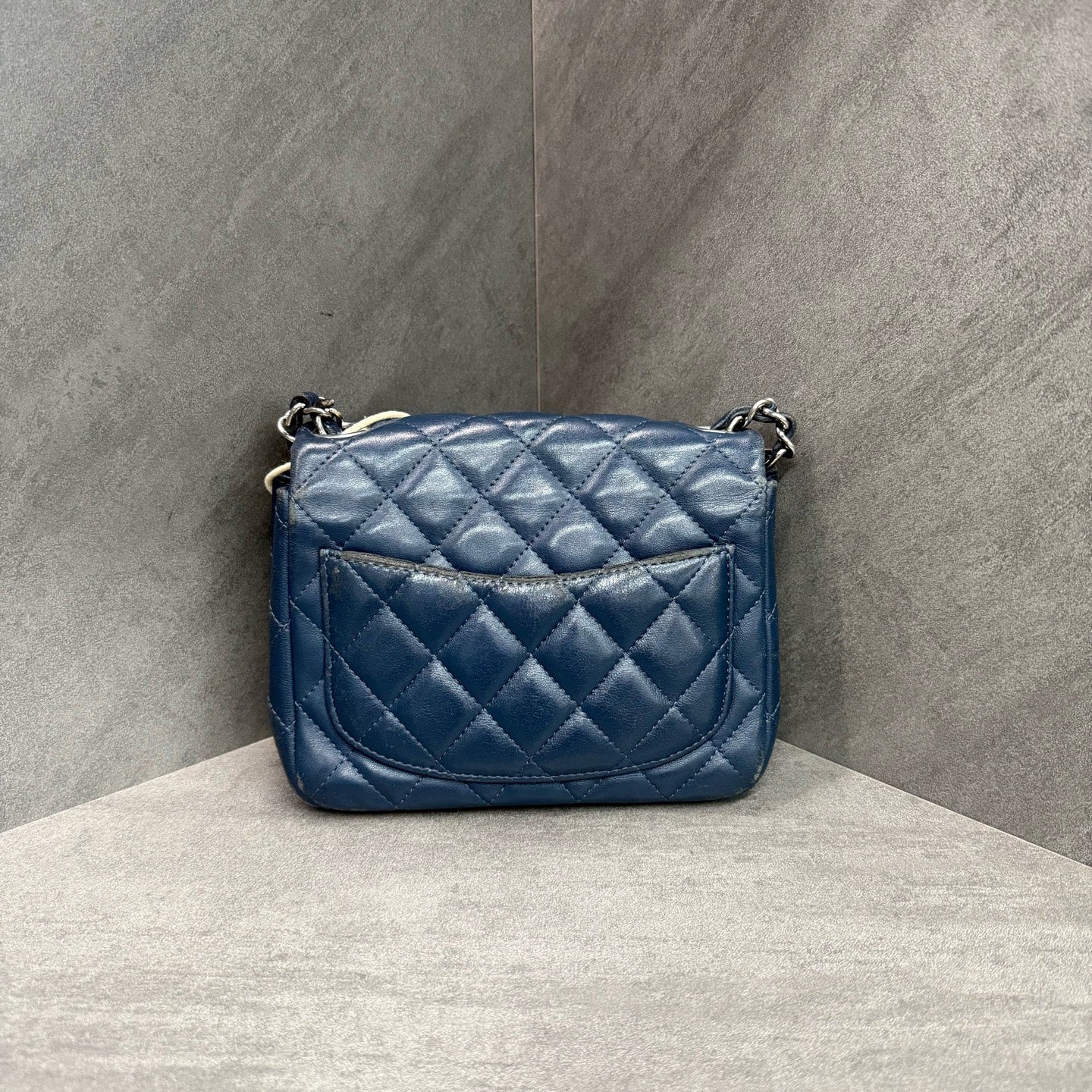 Chanel cf Square Fat Man Blue and Silver sheepskin chain bag, 25 open bag type, three-dimensional inside clean