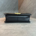 Chanel leboy medium-sized black gold cowhide chain bag, 20mo