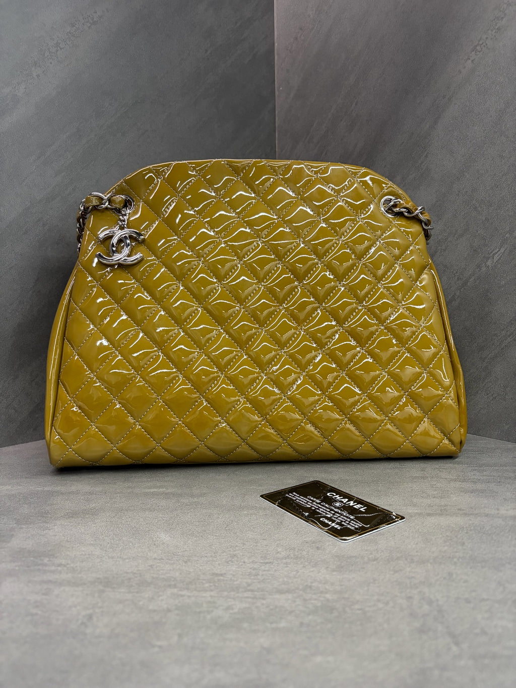 Chanel Bowling Bag, Olive Green Patent Leather, 16-size with authenticity card, structured silhouette, clean interior, original condition