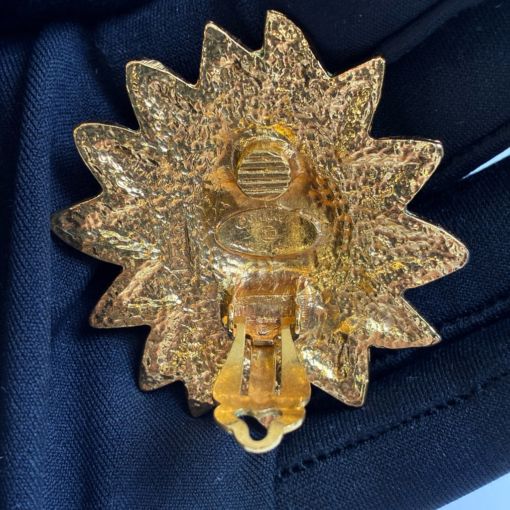 Chanel Lion Head Vintage Earrings 99% New Size 4.5*4.5