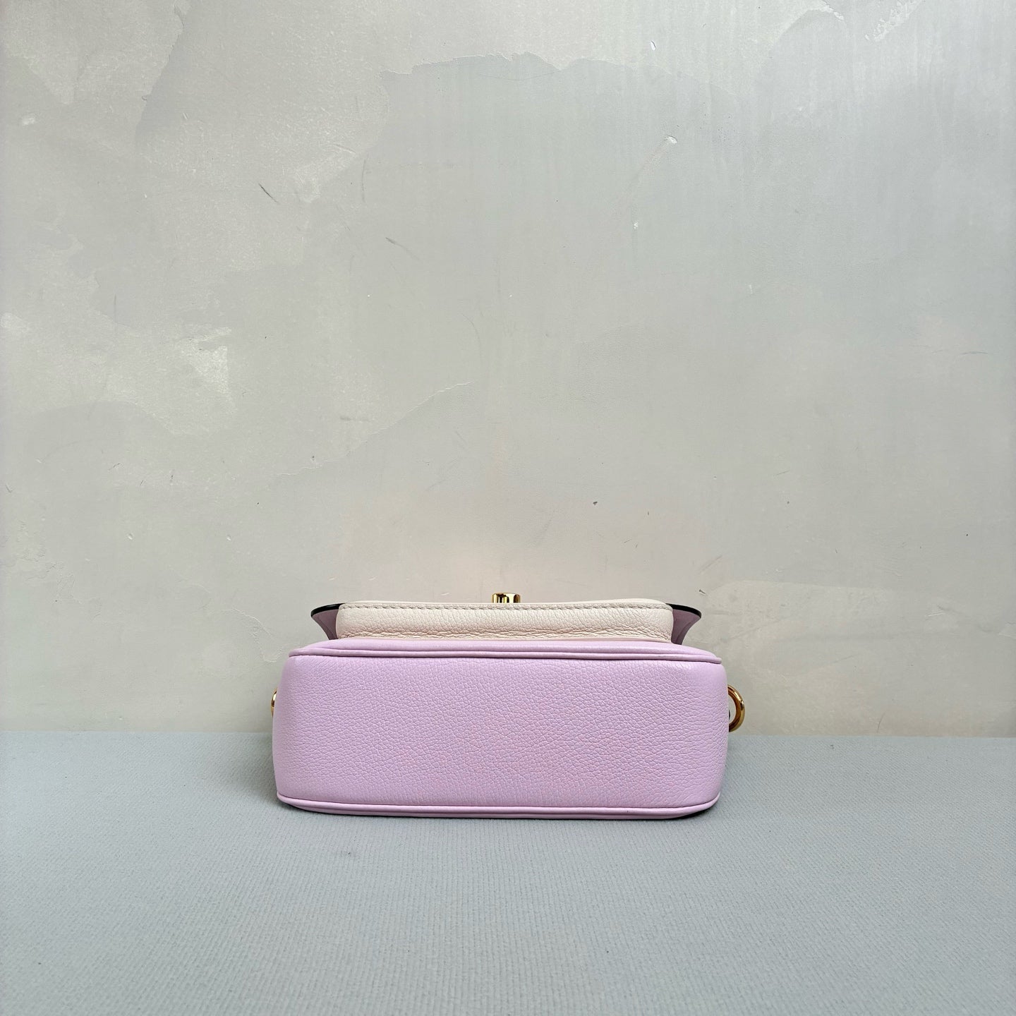 Louis Vuitton Lockme Tenger Full Leather Pink and White Messenger Bag, Single Shoulder Crossbody Bag, Convertible Double Shoulder Straps, Chip Version.