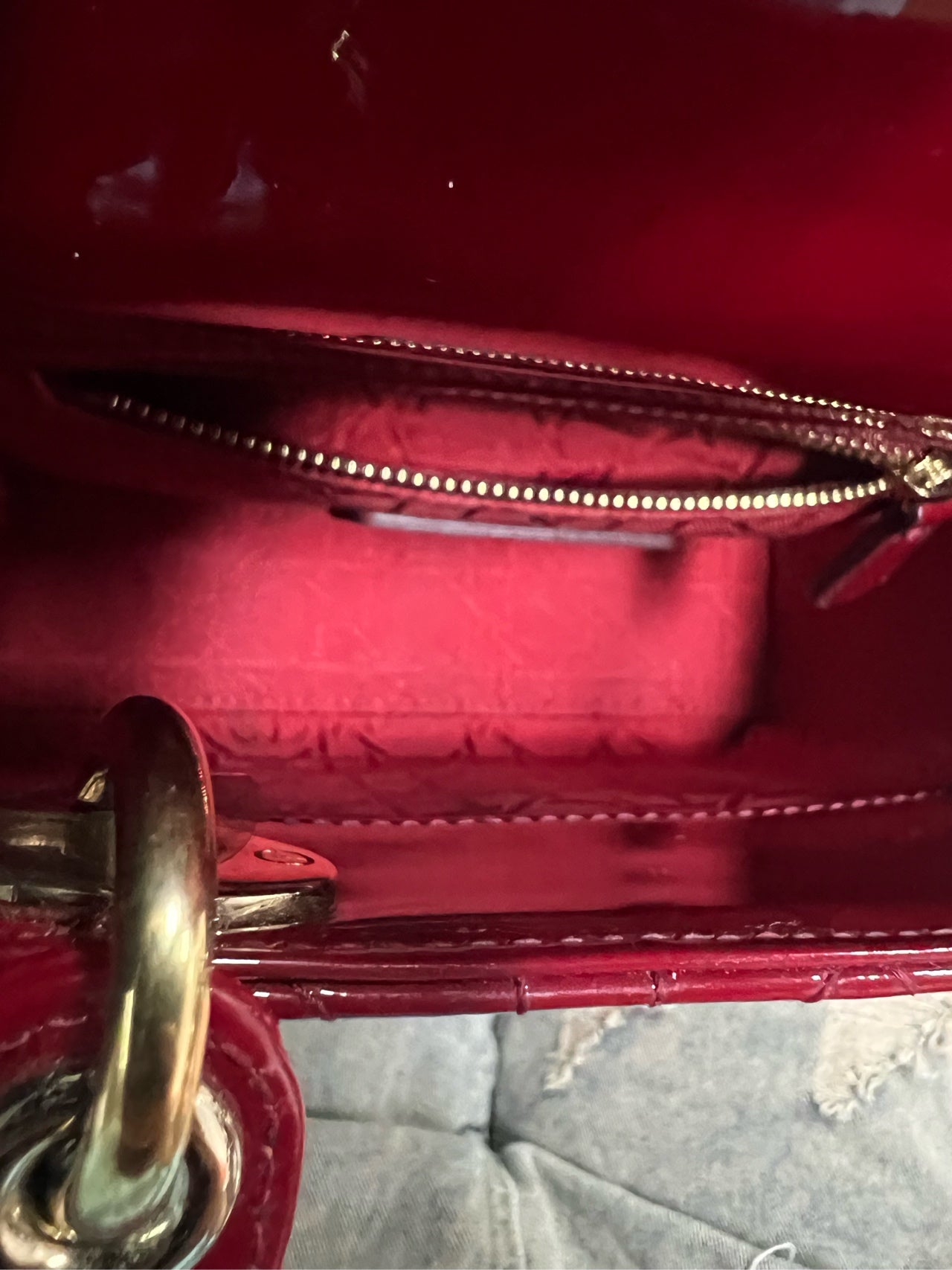 Dior Lady Dior three-compartment red patent leather bag, with chain shoulder strap, card included as accessory, 2018 serial code, original condition, well-shaped