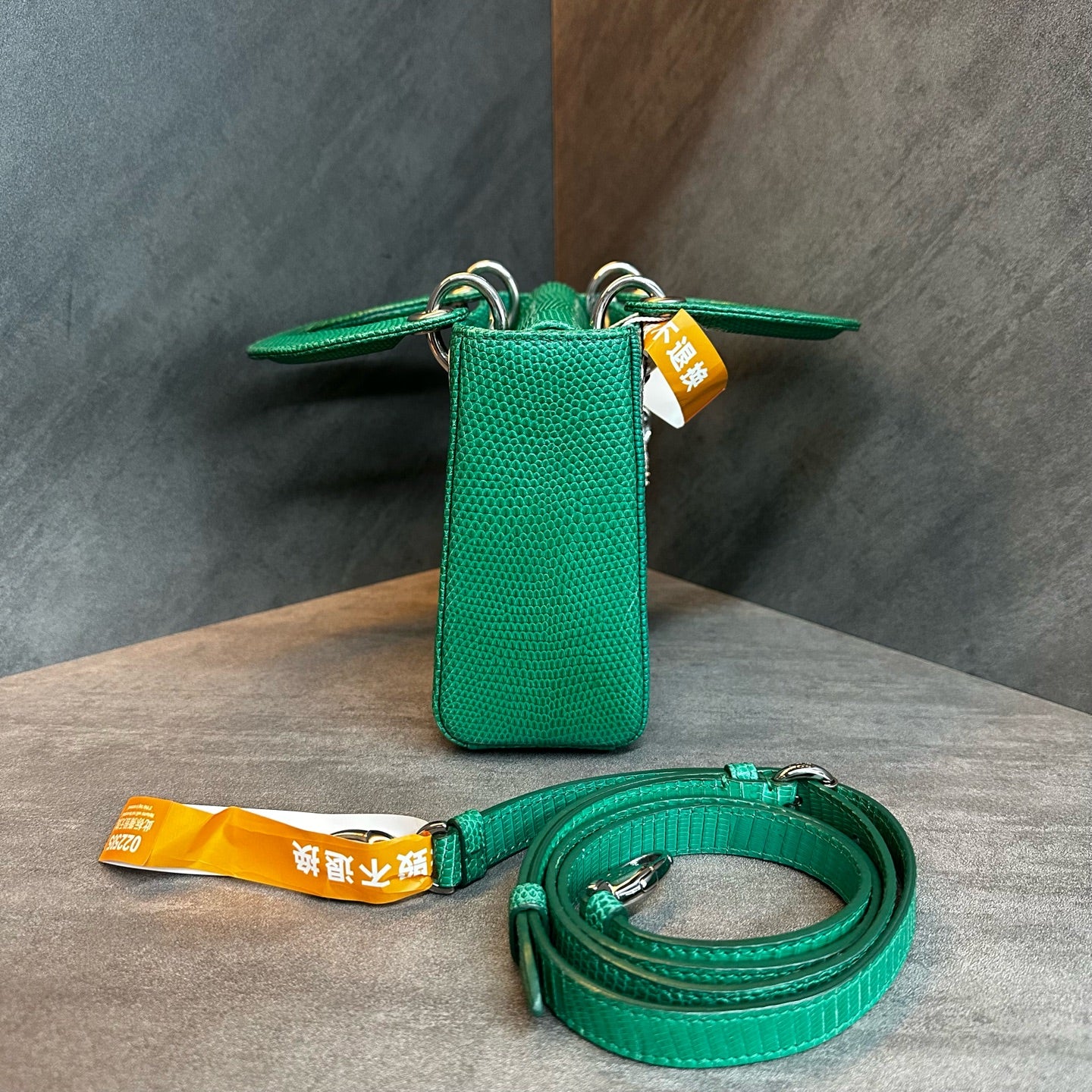 Dior Lady Dior Small Handbag, Emerald Lizard Skin, Diamond Clasp, Dimensions 17×14×7cm, 2019 Serial Code