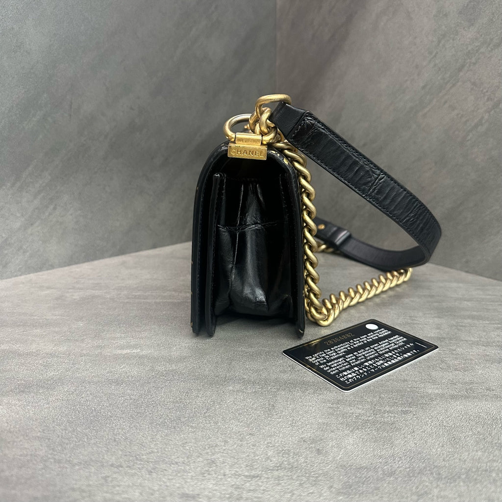 Chanel Le Boy Small Size Egypt Limited Edition Black Gold Crocodile-Embossed Logo Graffiti Crossbody Bag, 28 Serial Number with Authenticity Card