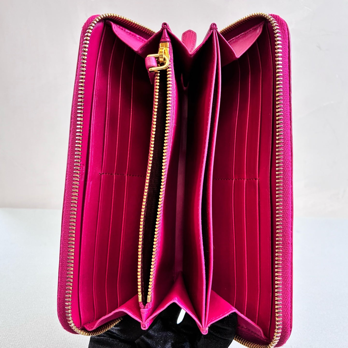 Prada 98 New Long Wallet, Fuchsia Ripple Leather, Gold Logo, Size 20*11.