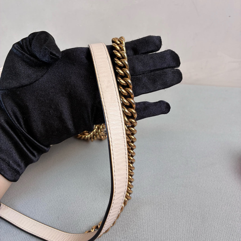 Gucci/Gucci 97 New Gucci Marmont Platinum 22 Chain Bag Size 20*14