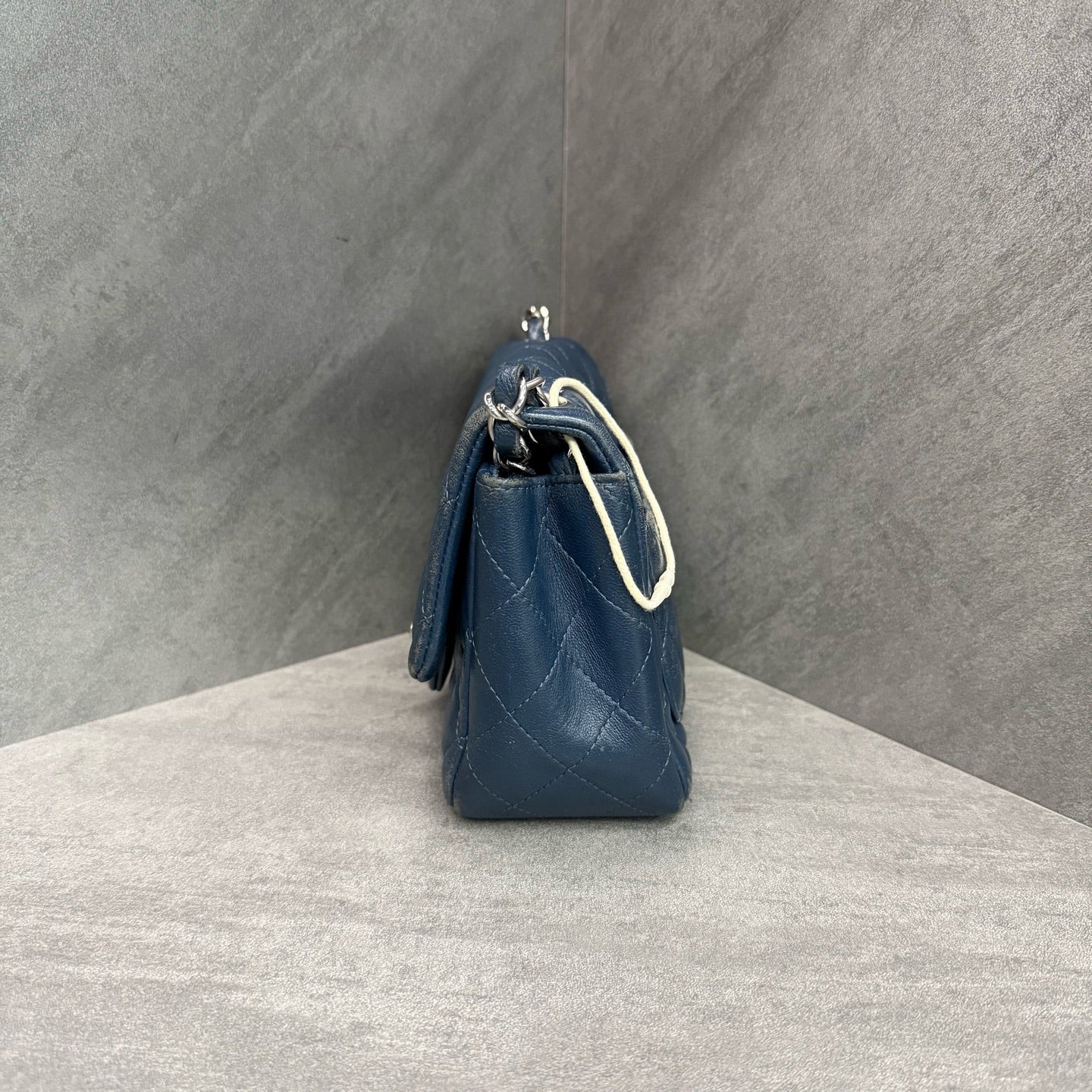 Chanel cf Square Fat Man Blue and Silver sheepskin chain bag, 25 open bag type, three-dimensional inside clean