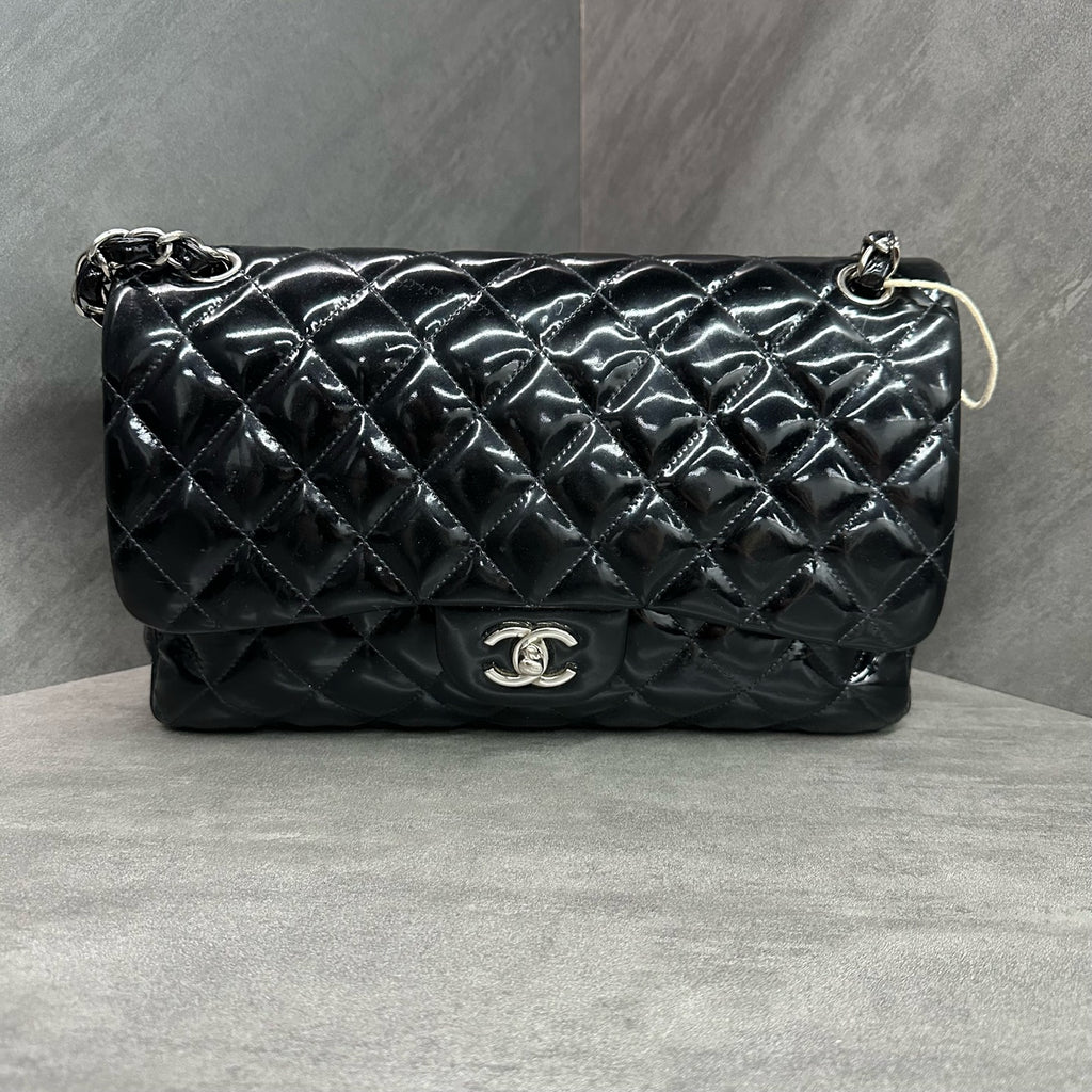 Chanel cf jumbo Black and silver patent leather chain bag, 16 kai, no card