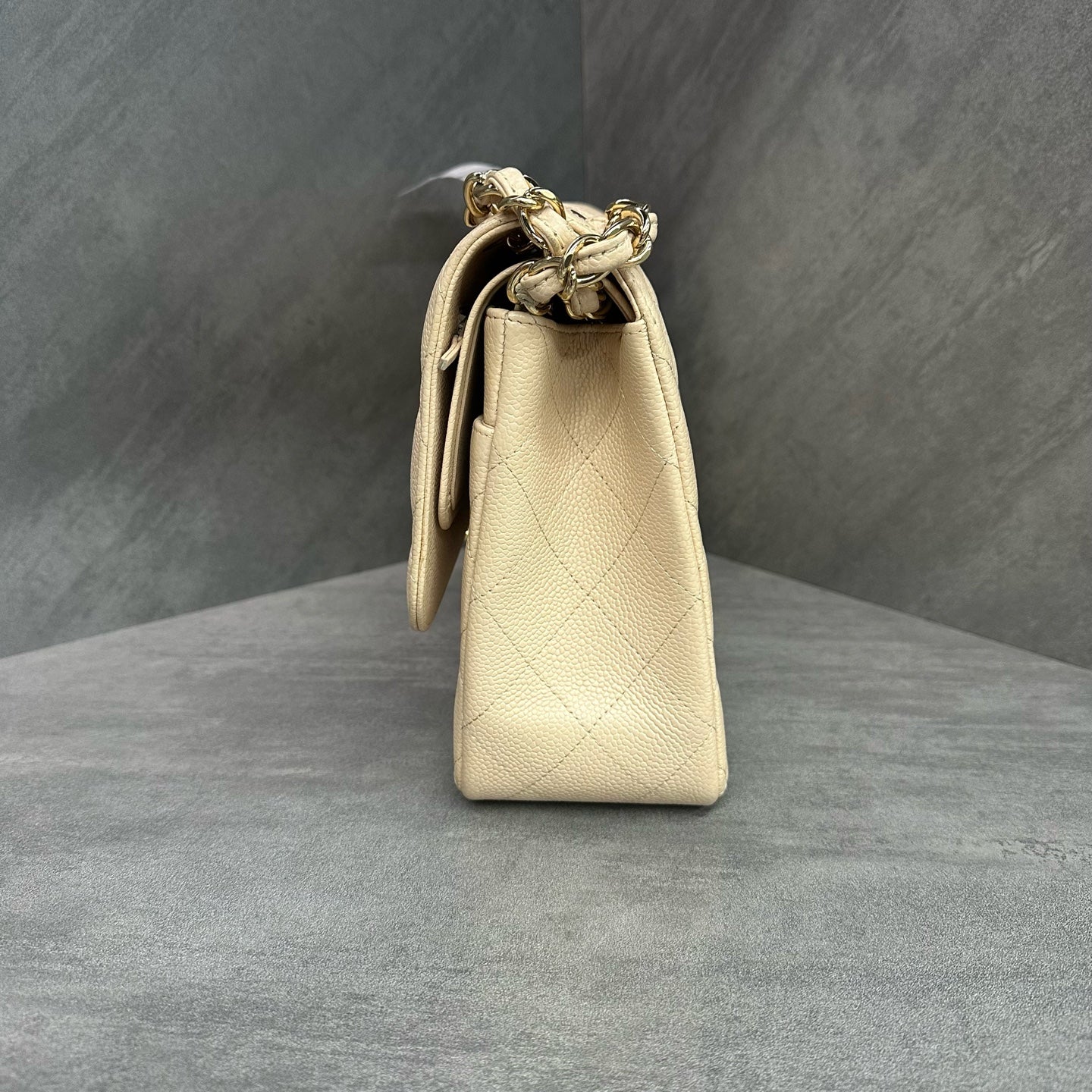 Chanel cf jumbo Beige gold buckle lychee cowhide chain bag 15, open bag type, three-dimensional inside clean
