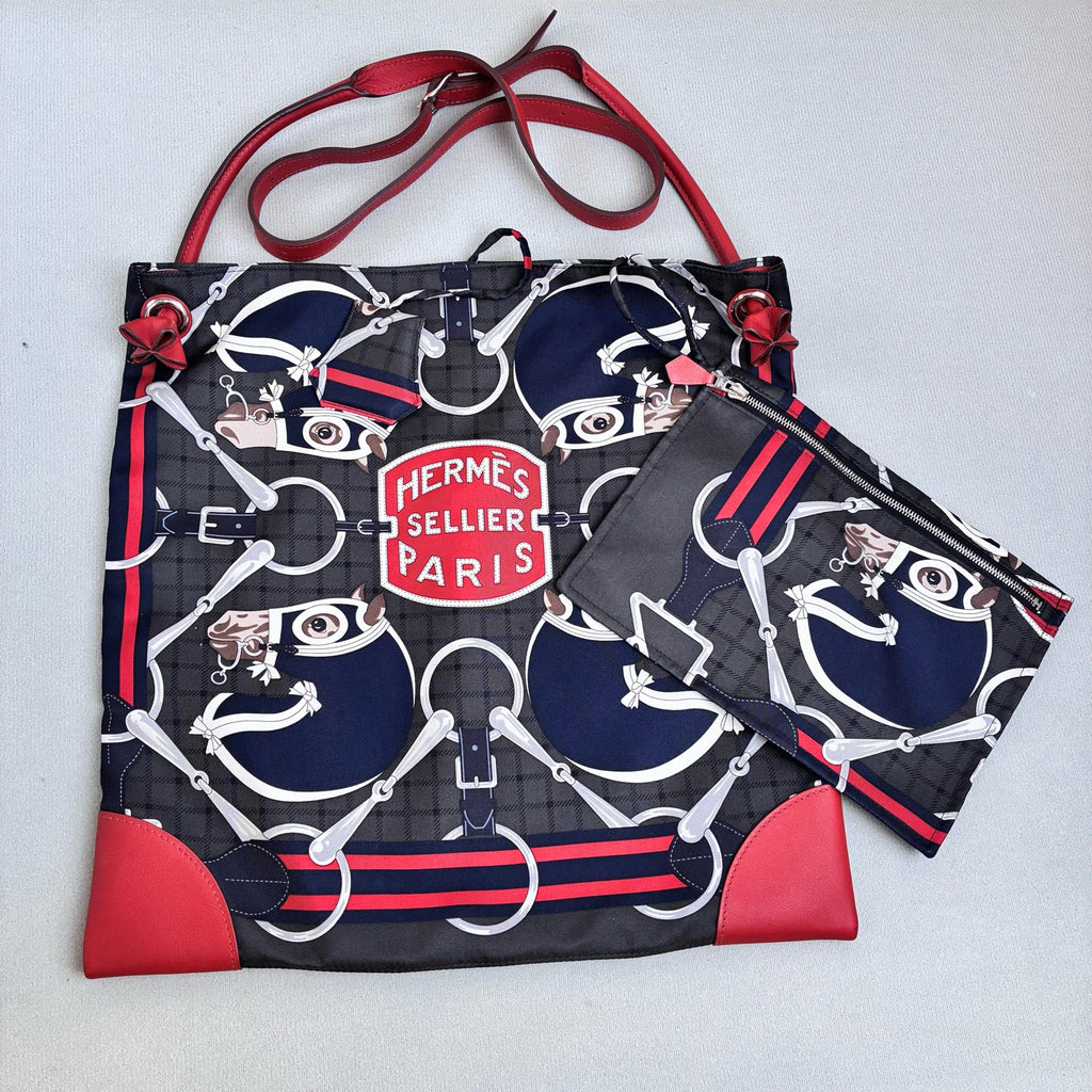 Hermes R刻 Silkycity 33 Scarf Bag Classic Pattern Four Horse Heads Gray-blue 99% New Size 39