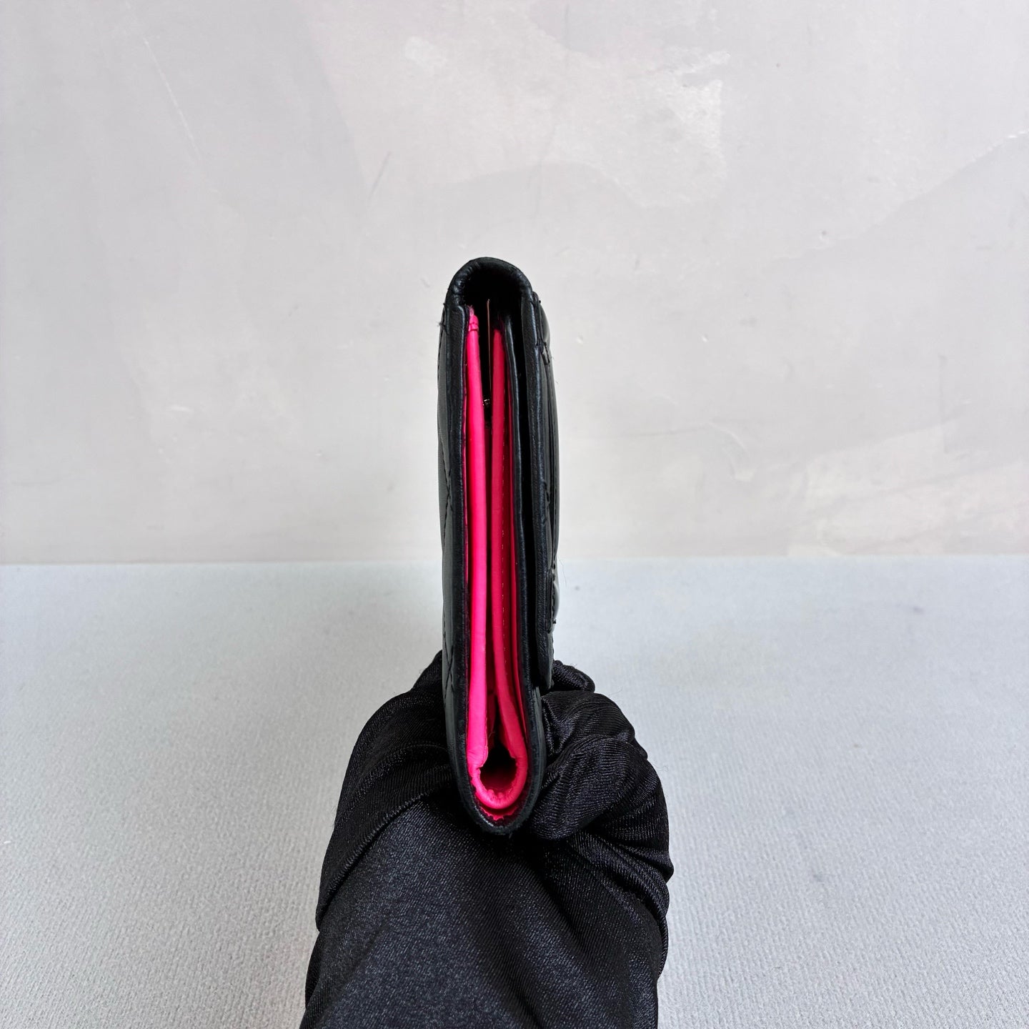 Chanel 16 Open Black Long Wallet Cowhide Material Interior with Multiple Fuchsia Card Slots Size 20*12