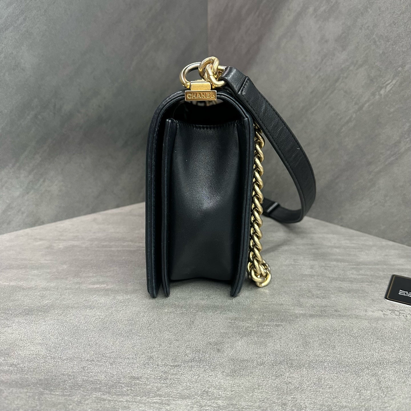 Chanel leboy medium-large black gold lambskin chain bag, 23 series with authenticity card, structured shape, clean interior