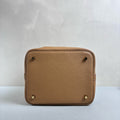 Hermès 99% new Z刻 Basket 22 in Biscuit color with gold hardware, size 22*21.