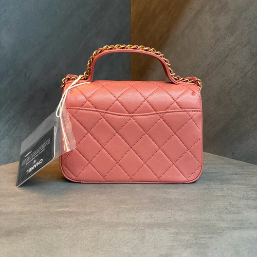Chanel 19bag Pink gold buckle cowhide messenger bag, three-dimensional inside clean, 28 opening with a strap card