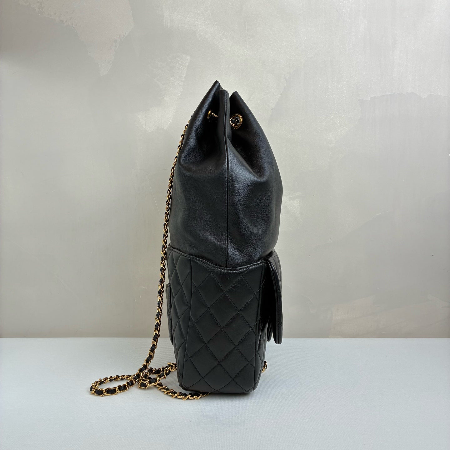 Chanel 23 Opening Black Gold Drawstring Backpack Lambskin Jennie's Style Size 22*35.5