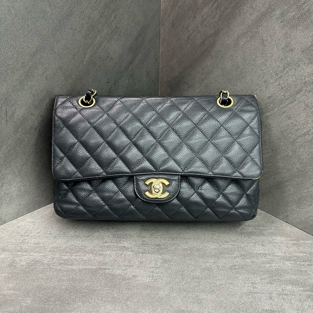 Chanel CF Medium Black Gold Lambskin Chain Bag 15 Opening