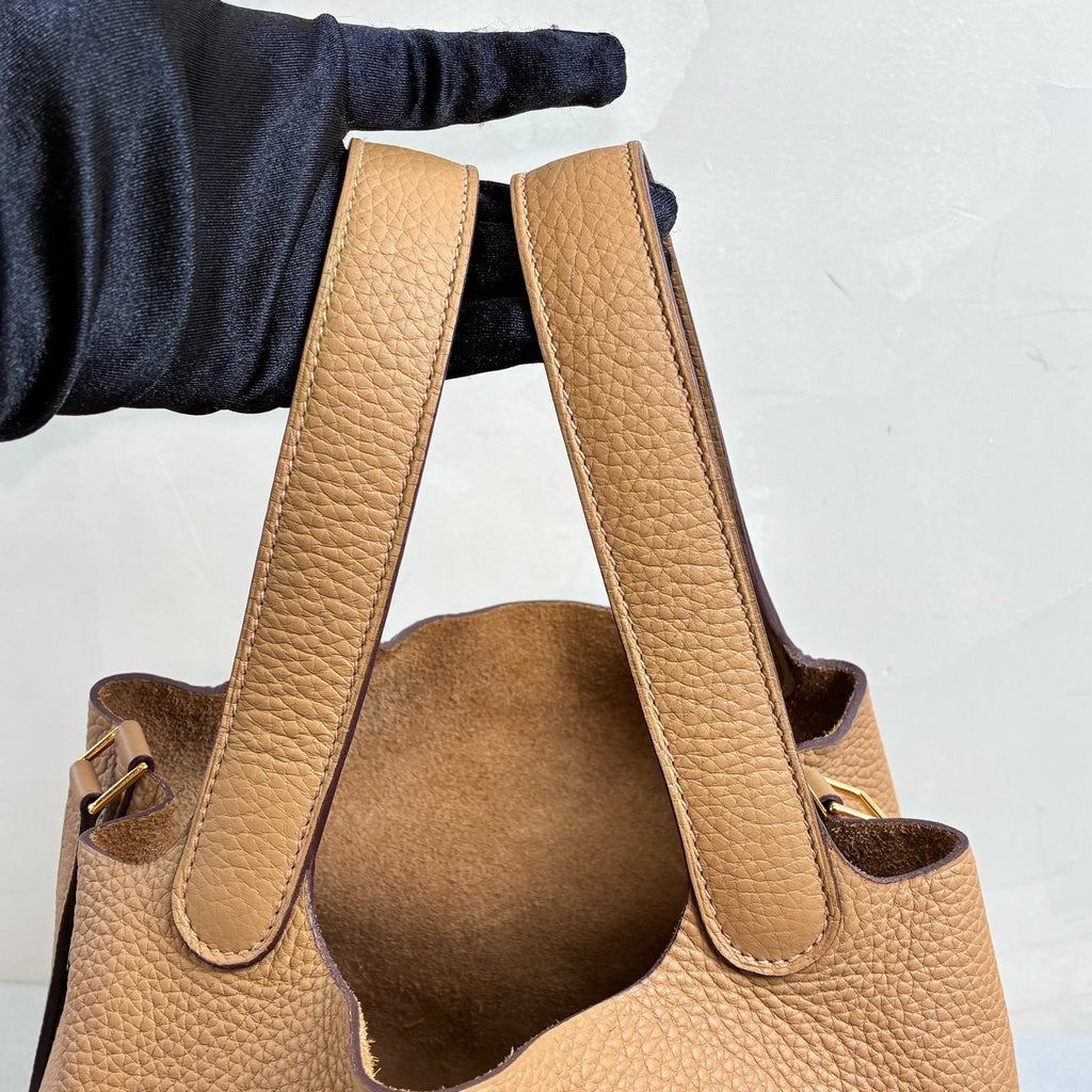 Hermès 99% new Z刻 Basket 22 in Biscuit color with gold hardware, size 22*21.