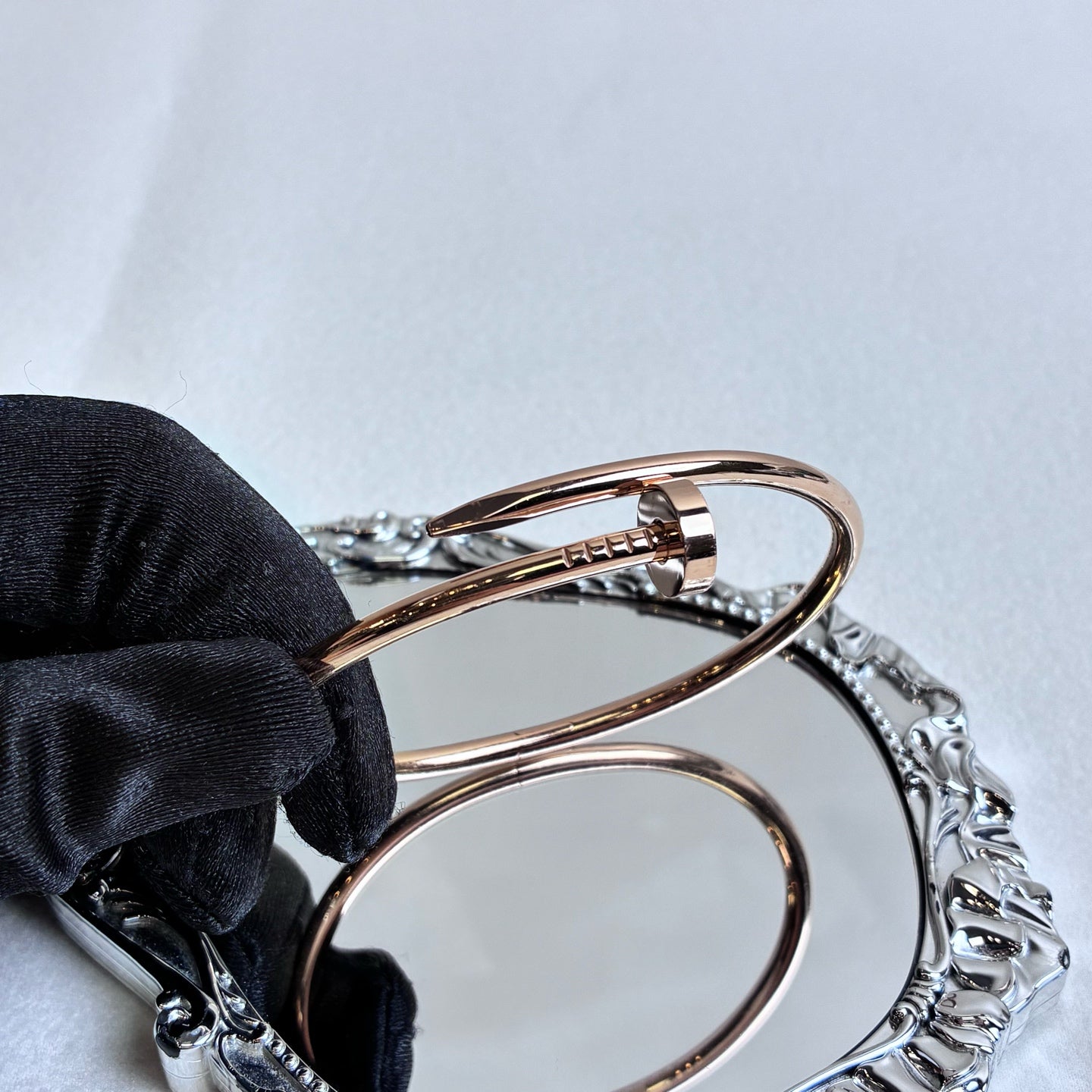 Cartier 98 New Wide Version No Diamond Nail Rose Gold Size 18 Single Bracelet Check Code 24 Years