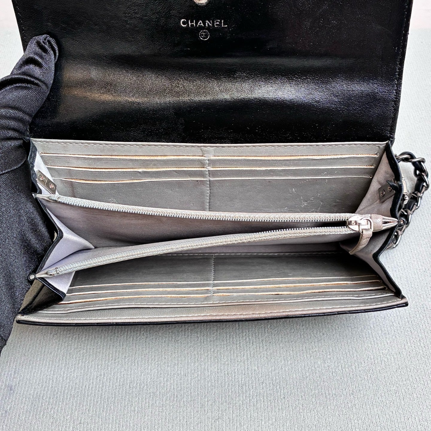 Chanel Camellia Crossbody Chain Bag 20 Opening With Card Classic Camellia Embossed Silver Interior Size 19.5*10
