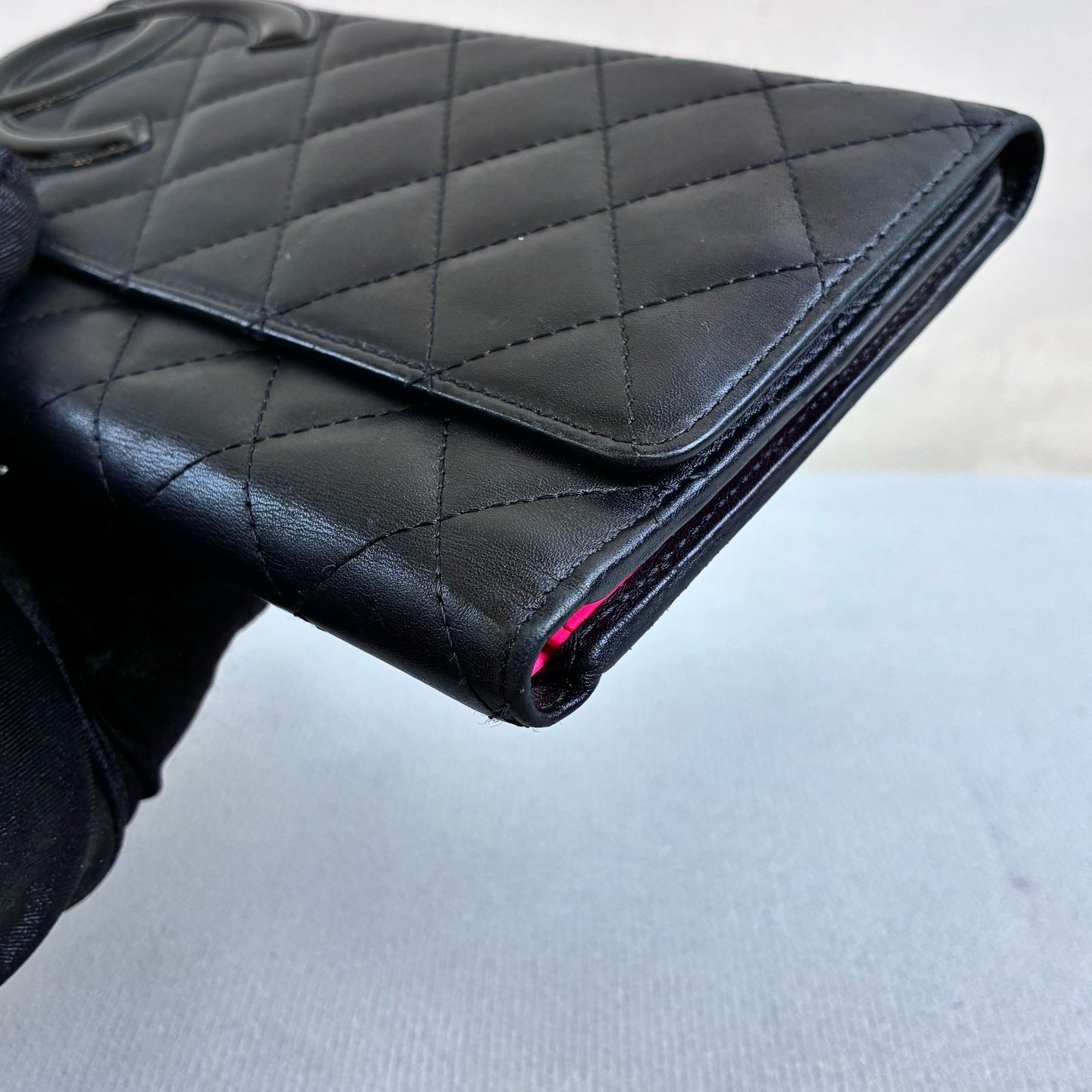 Chanel 16 Open Black Long Wallet Cowhide Material Interior with Multiple Fuchsia Card Slots Size 20*12