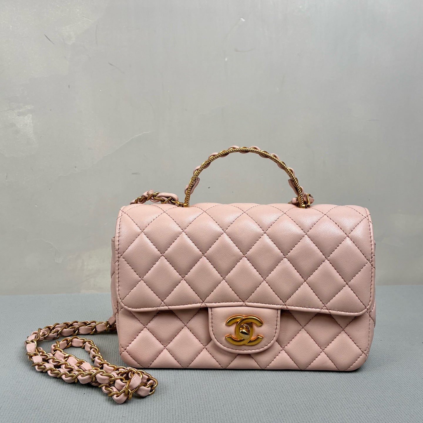 Chanel CF Mini 23K Cherry Blossom Pink Handle Chip Bag with Gold Woven Handle Classic Diamond Pattern Chain Shoulder Strap